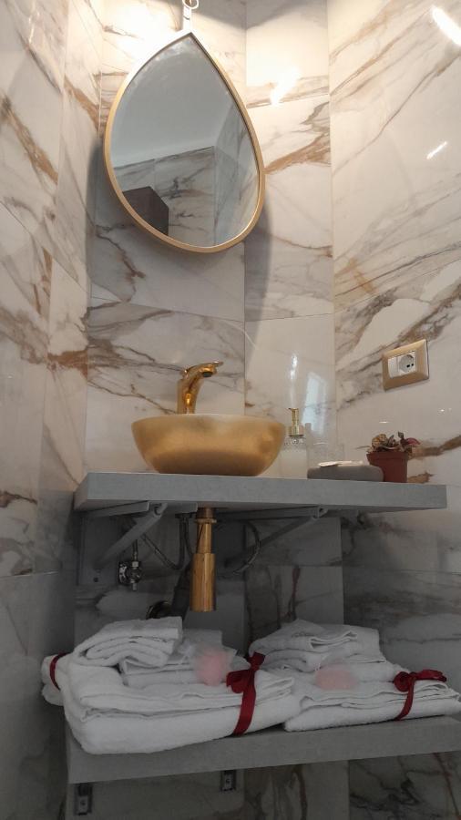La Dimora Di Re Idomeneo Bed & Breakfast Lecce Exterior photo