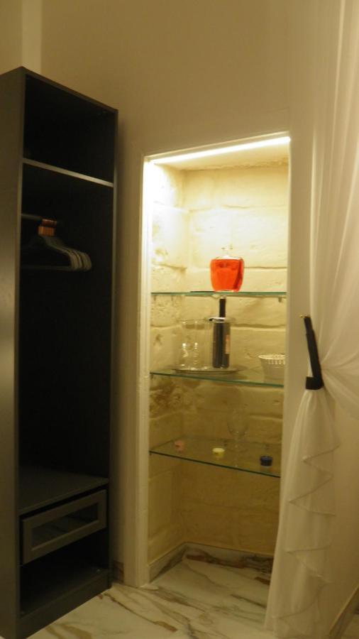 La Dimora Di Re Idomeneo Bed & Breakfast Lecce Exterior photo