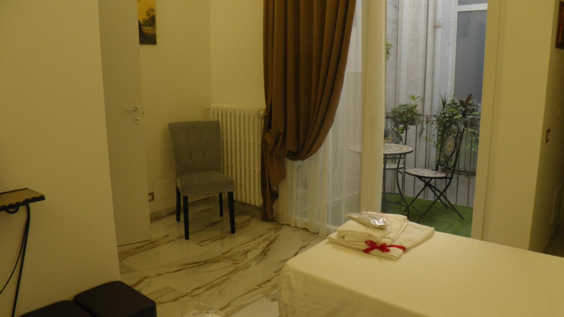 La Dimora Di Re Idomeneo Bed & Breakfast Lecce Exterior photo
